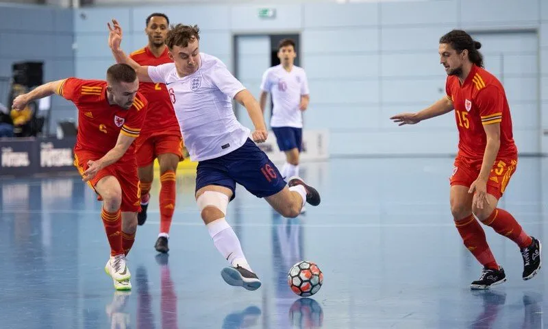 Bóng đá futsal