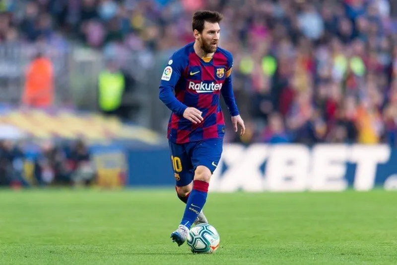 cầu thủ Messi cao một mét bao nhiêu